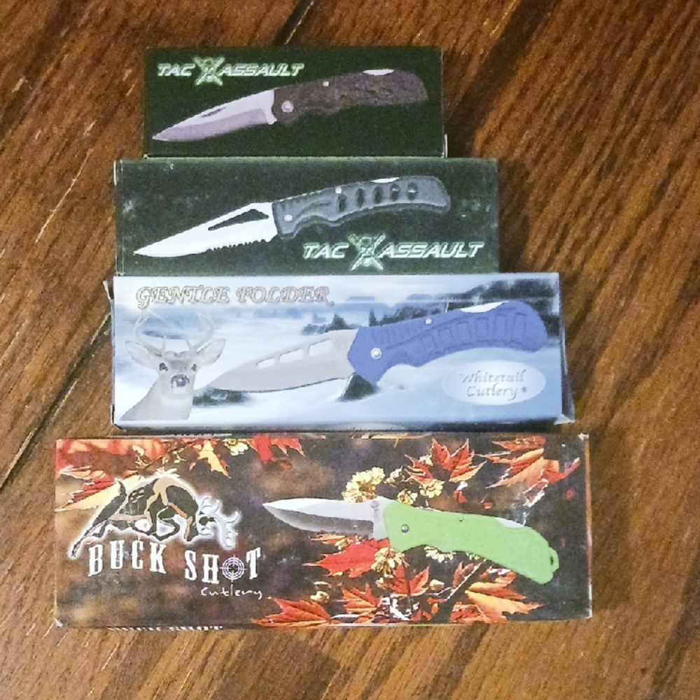 Set of Tactical Folding Knives 4 Pack
